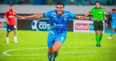 Goleador uruguayo para la celeste  – La Voz del Altiplano