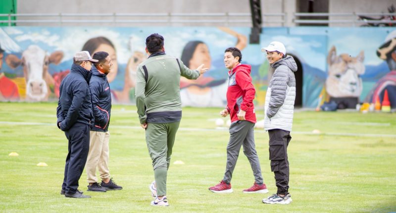 Jugadores en pretemporada del ‘Ponchito’ – La Voz del Altiplano