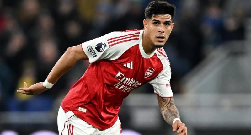 Hincapié sale lesionado en el empate entre Arsenal y Liverpool – La Voz del Altiplano