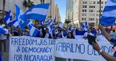 La anulación del derecho a la doble nacionalidad, un golpe para el exilio – La Voz del Altiplano