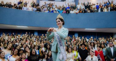 Fátima Bosch, Miss Universo, impulsa a emprendedoras – La Voz del Altiplano