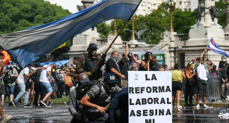 Sindicatos se oponen a reforma Milei – La Voz del Altiplano