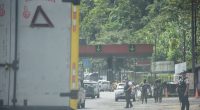 40,000 vehículos colapsan vía AlóagSanto Domingo – La Voz del Altiplano