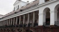 Gobierno invertirá 0 mil en baños de Carondelet – La Voz del Altiplano