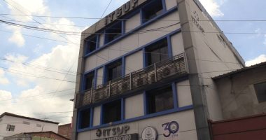 Jornada cultural de poesía reunirá a estudiantes y autores manabitas este 14 de febrero – La Voz del Altiplano