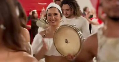 Su Historia en el Super Bowl con Bad Bunny – La Voz del Altiplano