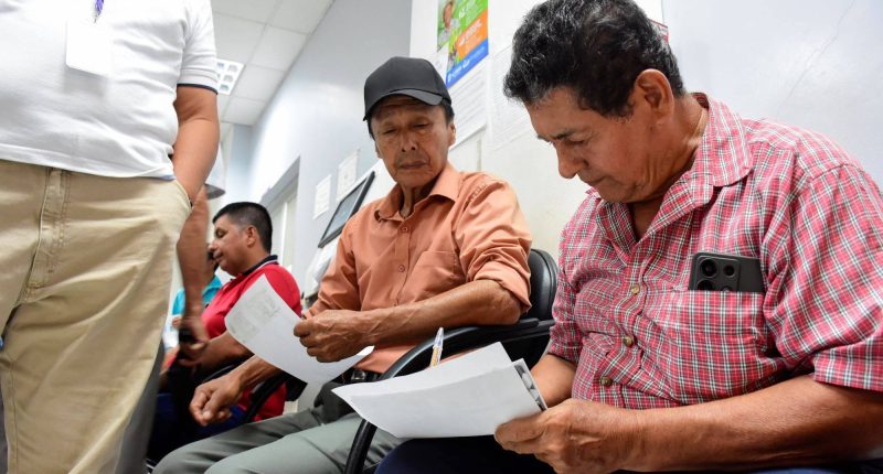 Productores reciben compensación tras perder su cosecha en el invierno pasado – La Voz del Altiplano