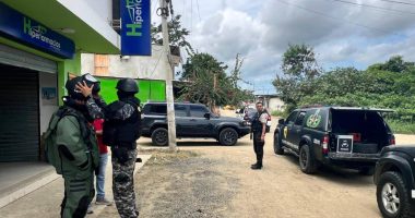 Destrucción de dinamita en tienda de Montecristi por personal del GIR – La Voz del Altiplano