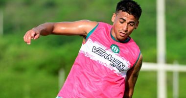 Damián Núñez debuta con Liga de Portoviejo en Serie B 2026 – La Voz del Altiplano