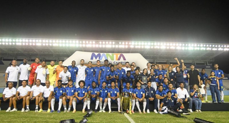 Delfín presentó su plantilla 2026 y ganó 1-0 a Liga – La Voz del Altiplano