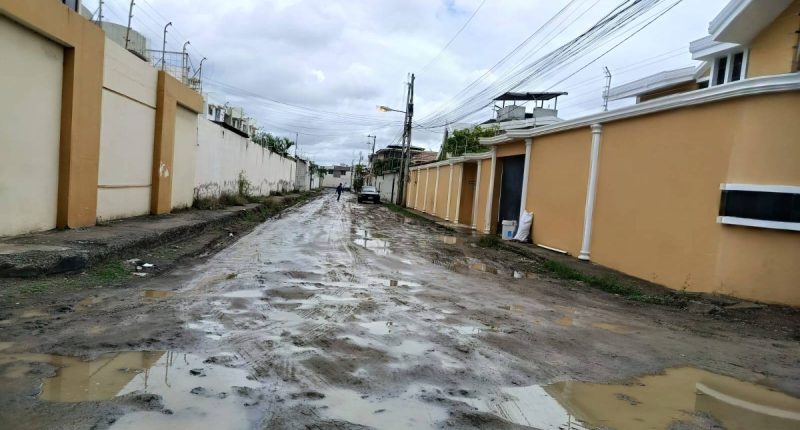 Hundimientos en Manta 2000: Vecinos Alertan sobre Riesgos – La Voz del Altiplano