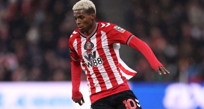 Nilson Angulo destaca en derrota del Sunderland vs Liverpool – La Voz del Altiplano