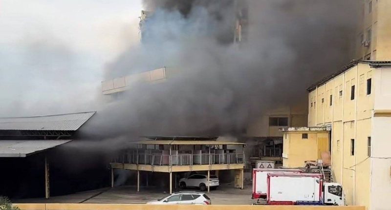 Colapsa segundo edificio en Guayaquil por incendio – La Voz del Altiplano