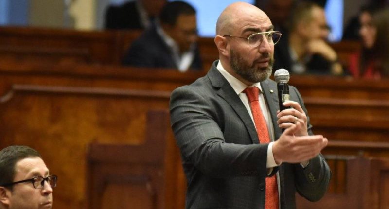 Pruebas ralentizan informe del juicio político – La Voz del Altiplano