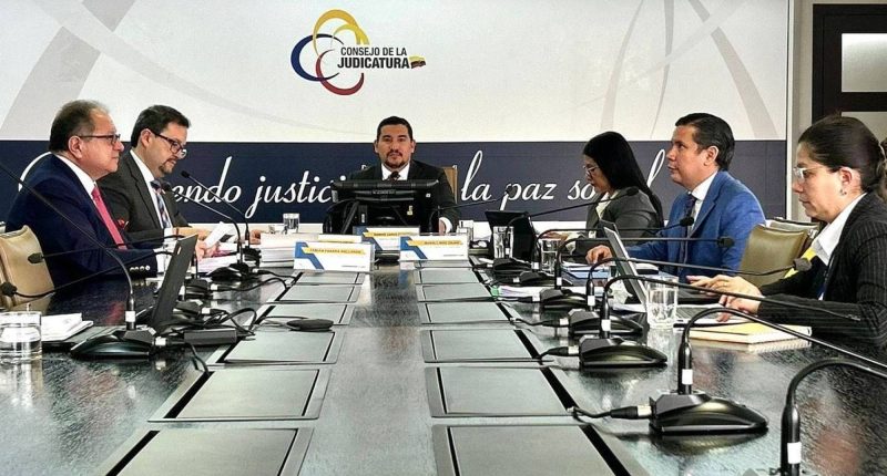 Damián Larco asume como presidente temporal del CJ – La Voz del Altiplano