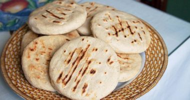 Descubre los secretos de la arepa perfecta y sus rellenos – La Voz del Altiplano