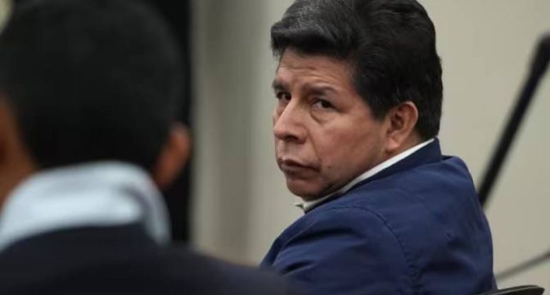 Pedro Castillo pide indulto al nuevo presidente interino – La Voz del Altiplano