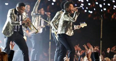 Las 5 Mejores Actuaciones del Super Bowl: Prince a Bad Bunny – La Voz del Altiplano
