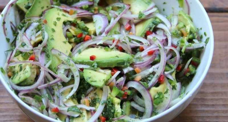 Ensalada de aguacate: receta rápida y nutritiva – La Voz del Altiplano