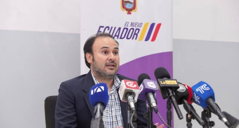 Director de ANT enfrenta impedimento por deuda con IESS – La Voz del Altiplano