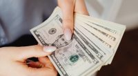 Salarios mínimos sectoriales en Ecuador 2026: ¿habrá alza? – La Voz del Altiplano