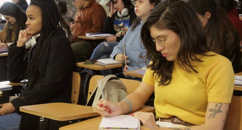 ¿Vale la pena la universidad en América Latina? – La Voz del Altiplano