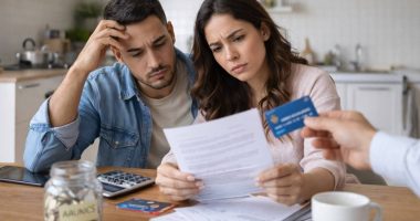 El crédito fácil reaparece tras salir del endeudamiento – La Voz del Altiplano