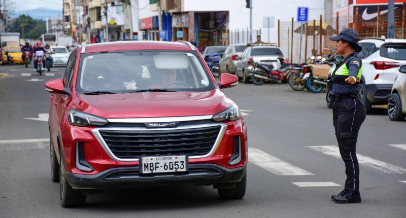 Autoridades Portoviejo defienden competencia municipal en control del tránsito – La Voz del Altiplano