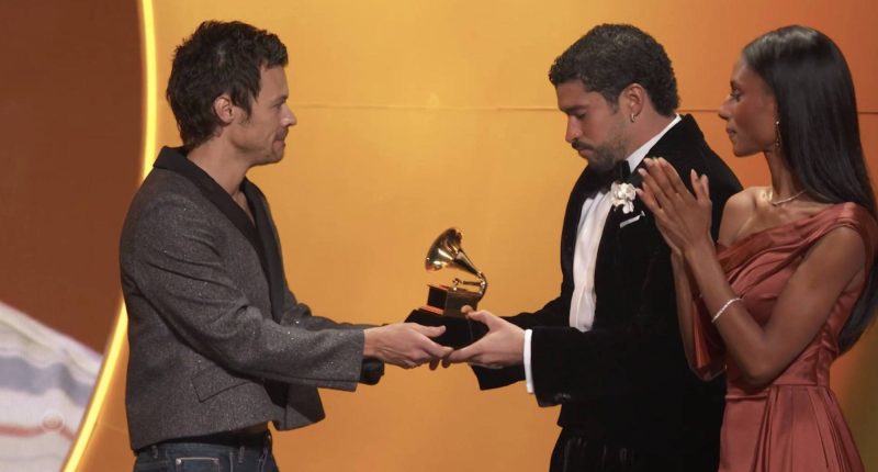 Bad Bunny y su primera visita a Ecuador – La Voz del Altiplano