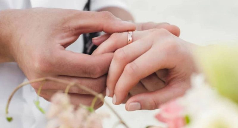 Exesposas de fallecido se casan: la sorprendente razón – La Voz del Altiplano