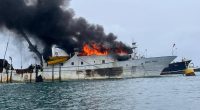 Incendio en barco atunero Gold Tuna en puerto de Manta – La Voz del Altiplano