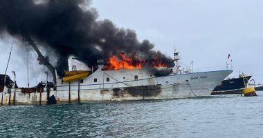 Incendio en barco atunero Gold Tuna en puerto de Manta – La Voz del Altiplano