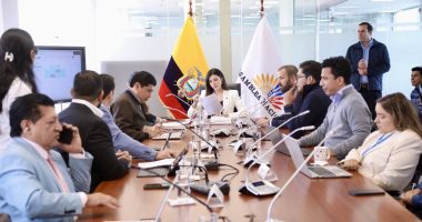 Tratamiento Urgente de Proyectos en Minería y Energía – La Voz del Altiplano