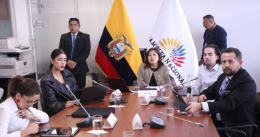 Análisis de la Comisión sobre Fuerzas Armadas y Policía – La Voz del Altiplano
