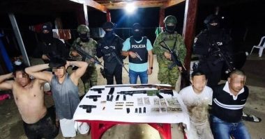 Bloque de Seguridad goleó en Chone – La Voz del Altiplano