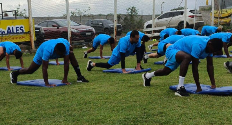 Delfín SC se prepara para el debut ante Deportivo Cuenca – La Voz del Altiplano