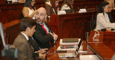 Mario Godoy espera veredicto de juicio político sin renuncia – La Voz del Altiplano