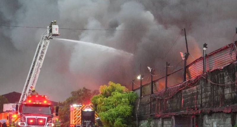 Incendio en ensambladora de motos controlado al 80% – La Voz del Altiplano