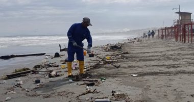 Operativo Emergente para Limpiar Playa Tarqui de Desechos – La Voz del Altiplano