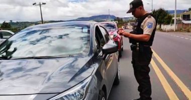 Policía despliega más de 4.000 agentes en las carreteras – La Voz del Altiplano