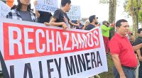 Protestas contra la Ley Minera en Santo Domingo – La Voz del Altiplano