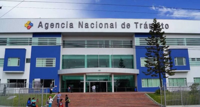 Ant Denuncia Estafas por WhatsApp: Cuidado – La Voz del Altiplano