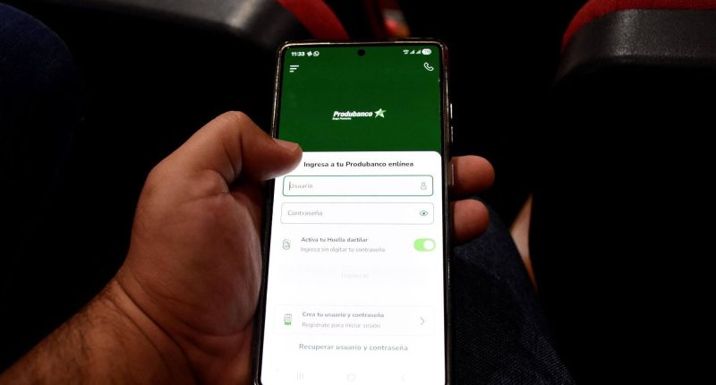 Ciudadanos aseguran que le han retirado dinero de sus cuentan de ahorro mientras duermen – La Voz del Altiplano