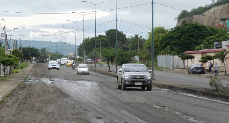 Tramos sin iluminación afectan vía Portoviejo-Crucita – La Voz del Altiplano