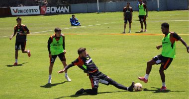 Celestes cerraron semana con comprobatorio  – La Voz del Altiplano