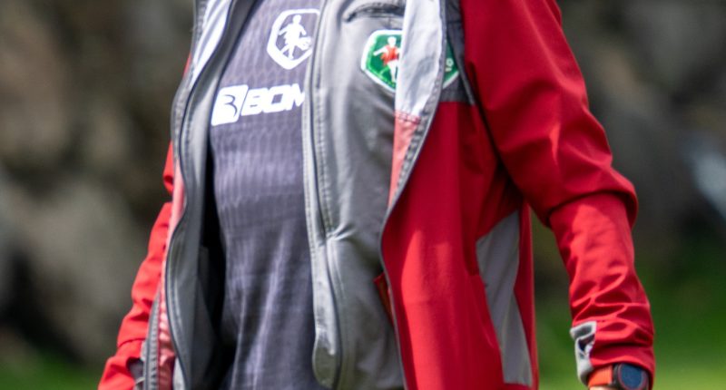 Vélez quiere hacer historia con el ‘Ponchito’ – La Voz del Altiplano