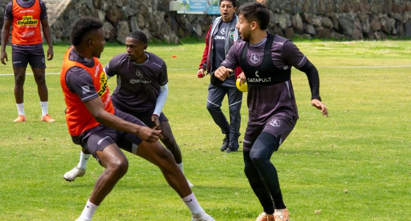 Mushuc Runa SC listo para el torneo nacional  – La Voz del Altiplano