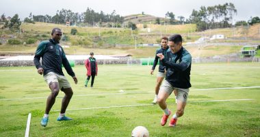 El ‘Ponchito’ va quedando listo para el torneo nacional  – La Voz del Altiplano
