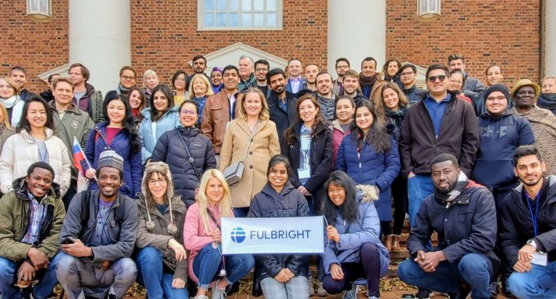 Hasta el 5 de abril estudiantes se podrán postular a la beca Fulbrigth – La Voz del Altiplano