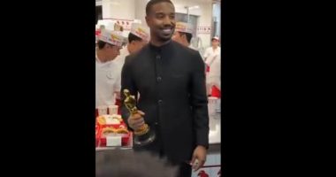 Michael B. Jordan celebra su Óscar en restaurante – La Voz del Altiplano
